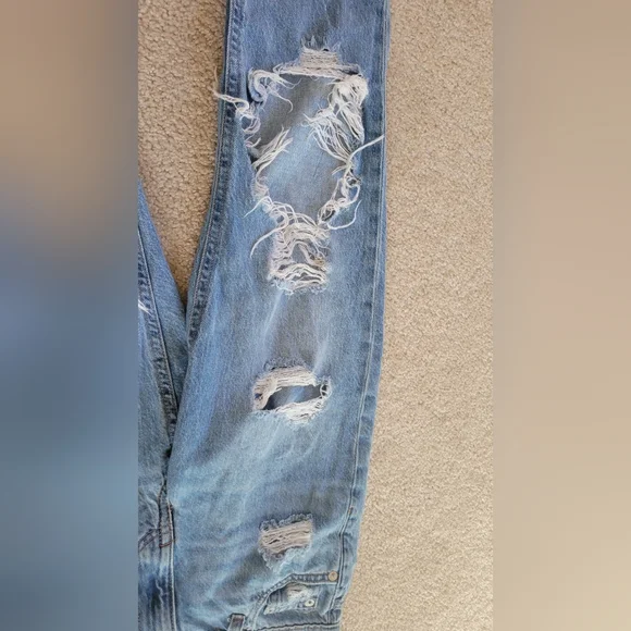 Aeropostale women's size 000 distressed mom jeans light blue Preowned waist 26" - Picture 8 of 10
